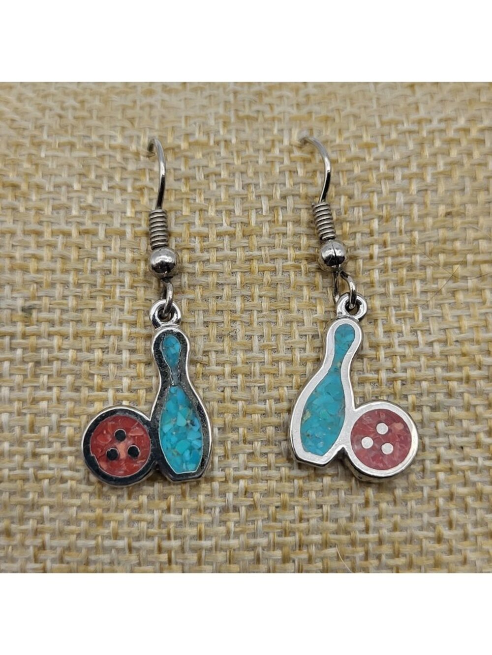 Vintage Inlay earrings Bowling Pin Turquoise Coral crushed stone retro hipster